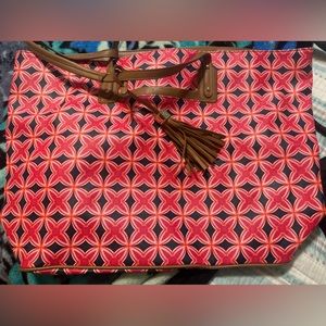 Model
STELLA & DOT LET 'S GET CARRIED AWAY GETAWAY